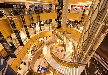 6 Best Luxury Shopping Destinations Worldwide